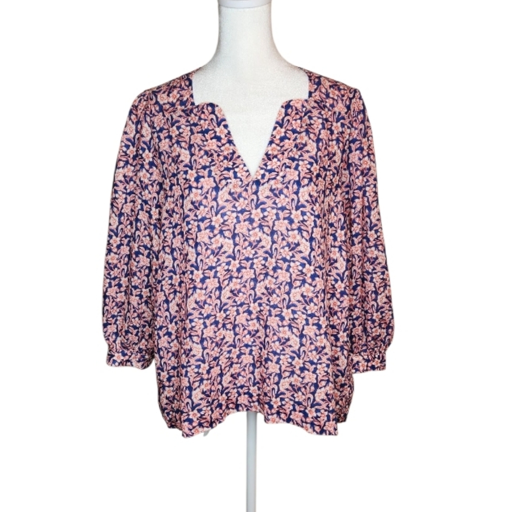 J McLaughlin Scalloped V Neck Georgette 3/4 Sleeve Floral Multi Top